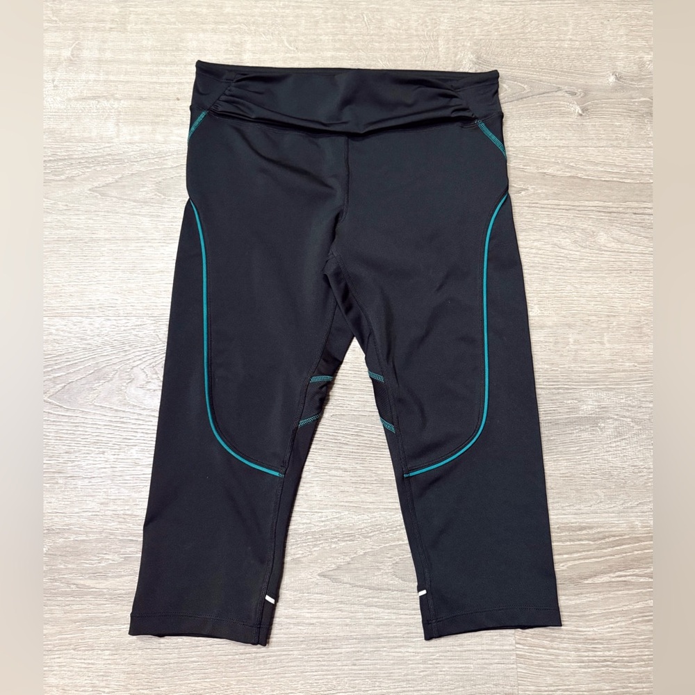 •ATHLETA• CROPPED LEGGINGS